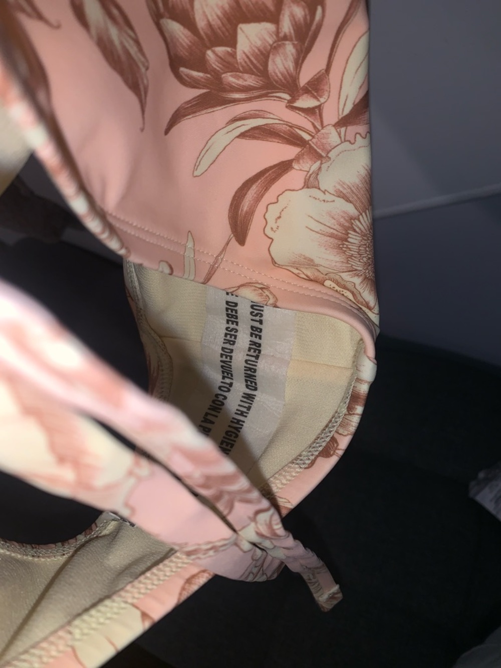 ⭐️ NEW-Floral One Piece Swimsuit - Peach and Cream
With built in bra - Picture 6 of 12